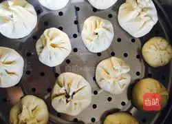 Illustration of making coarse grain buns 10