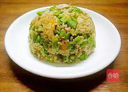 Illustration of how to make fried rice with green beans and salted duck eggs 12