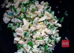 Illustration of how to make fancy egg fried rice 2