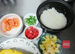 Pineapple Seafood Fried Rice Recipe Illustration 3