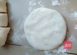 Illustration of how to make pork and pickled cabbage cake 7