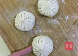 Illustration of how to make steamed buns 14