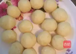 Golden Potato Cake Recipe Illustration 8