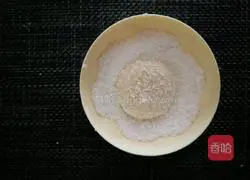 Illustration of how to make egg white and coconut cakes 6