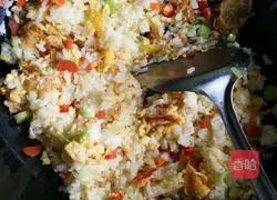 Egg Fried Rice Recipe Illustration 5