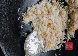 Illustration of how to make egg fried rice 6