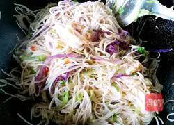 Illustration of how to make fried noodles with shrimp 8