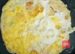 Illustration of how to make green onion and egg pancakes 8