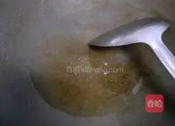 Illustration of how to make fried rice with mushrooms and eggs 4