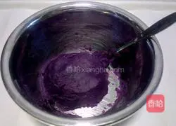 Illustration of how to make purple potato milk pancakes 2