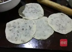 Illustration of a simple way to make prune meatloaf 2