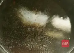 Illustration of how to make scallion oil noodles 6