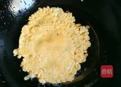 Illustration of how to make green onion and egg pancakes 8