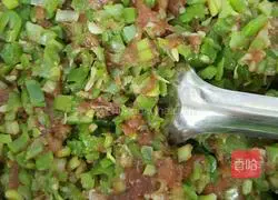 Illustration of making kidney bean and pork buns 3