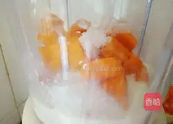 Illustration of how to make milk-flavored pumpkin noodles 3