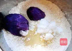 Illustration of how to make caterpillar steamed buns 6