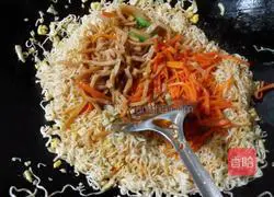Chicken, ham and sausage fried noodles recipe 5