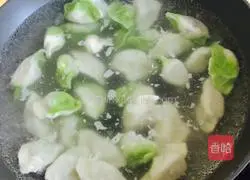 Illustration of making mushroom dumplings 13