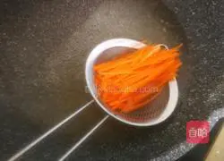 Illustration of how to make quick breakfast egg noodles in sour soup 6