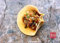 Illustration of how to wrap wheat buns 7