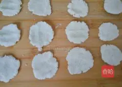 Illustration of how to make sweet potato pancakes 7