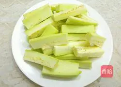 Illustration of how to cook eggplant with salted fish 4