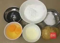Illustration of how to make fried potato pancakes 1