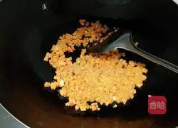 Illustration of how to make double vegetable fried rice 3