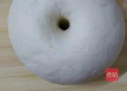 Illustration of how to make custard buns 2