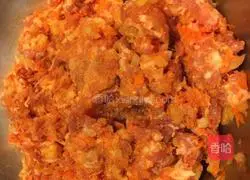 Illustration of how to make hamburger patties 4