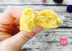 Illustration of how to cut steamed buns with pumpkin knife 13