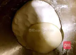 Illustration of how to make piggy glutinous rice balls 5