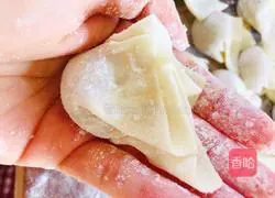 How to make small wontons with fresh meat and spring bamboo shoots Illustration 7