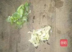 Illustration of how to make carrot and egg fried rice 3