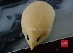 Illustration of how to make pumpkin and hedgehog steamed buns 14