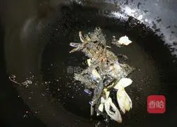 Illustration of how to make sesame leaf and mung bean noodles 5