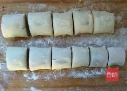 Illustration of how to make cocoa two-color steamed buns 19