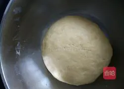 Illustration of how to make pumpkin steamed buns 14