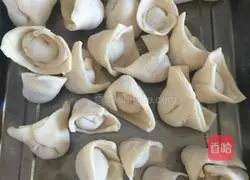 Illustration of how to make seaweed wontons 12