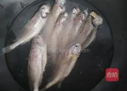 Illustration of how to make fish pot pancakes 3