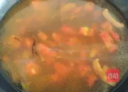 Illustration of how to make chewy egg noodles 4