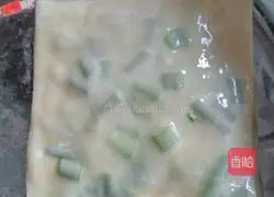 Illustration of how to make green onion pancakes 6