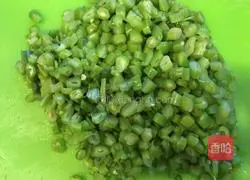 Illustration of how to make bean and meat buns 6