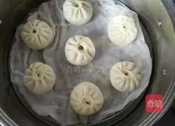 How to make steamed buns (pumpkin, spring bamboo shoots and shredded meat buns) 6