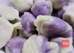 Illustration of how to make rainbow dumplings 10