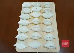 Illustration of how to make celery dumplings 7