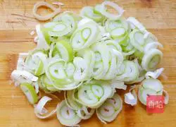 Illustration of how to make dough cakes 3