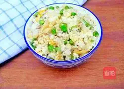 Illustration of how to make fried rice with beans and eggs 11