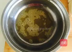 Golden steamed buns and French fries Illustration of how to do it 2