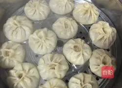 Illustration of how to make Buryat steamed buns 8